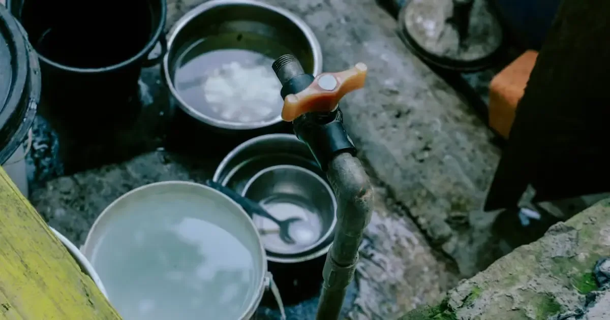 Habitantes de diferentes colonias reportan baja presión y falta de agua.