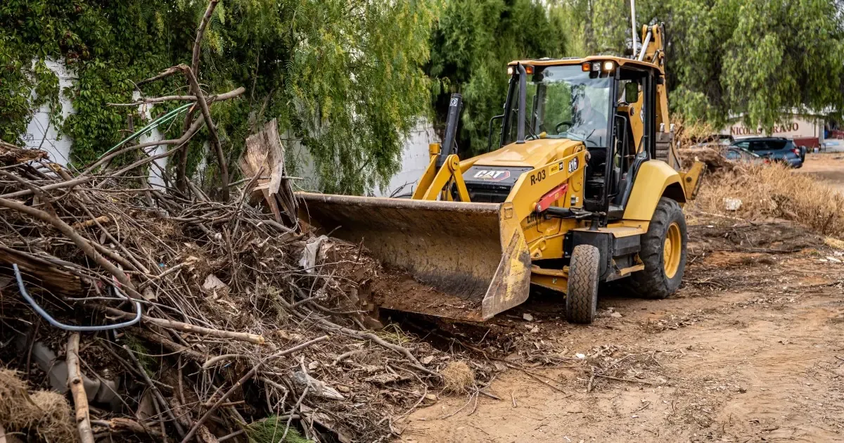 La limpieza beneficia a más de 7 mil 500 habitantes y mejora espacios públicos.