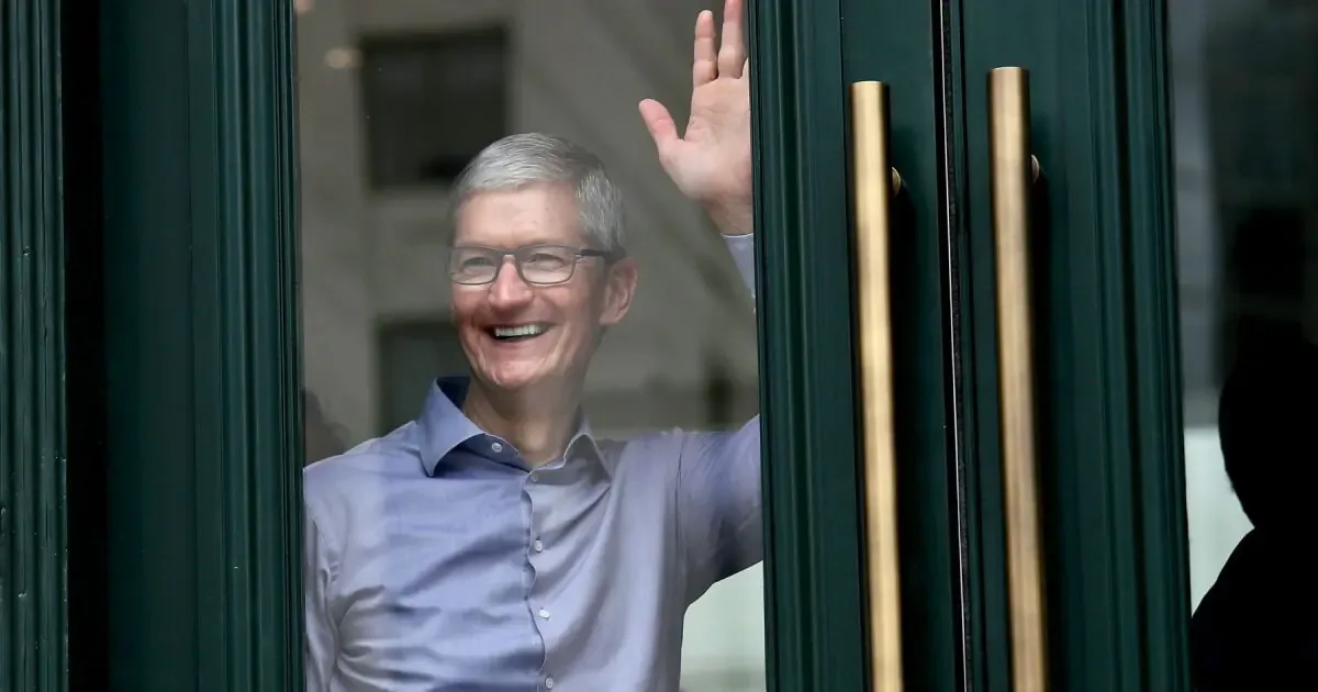 La riqueza de Tim Cook proviene de su compensación como director ejecutivo de Apple.