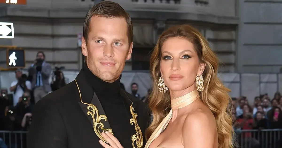 Tom Brady reflexionando sobre su divorcio durante la entrevista reciente.