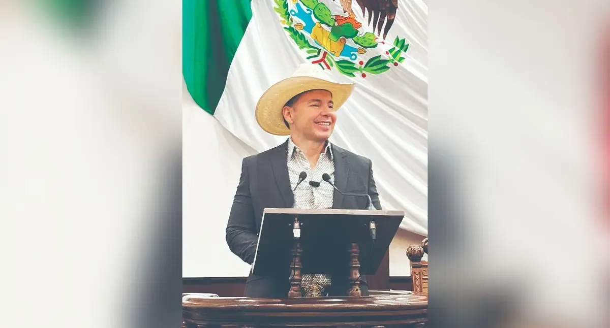 El diputado del PT, Antonio Flores, enfrenta varias acusaciones y recibe protección legal.