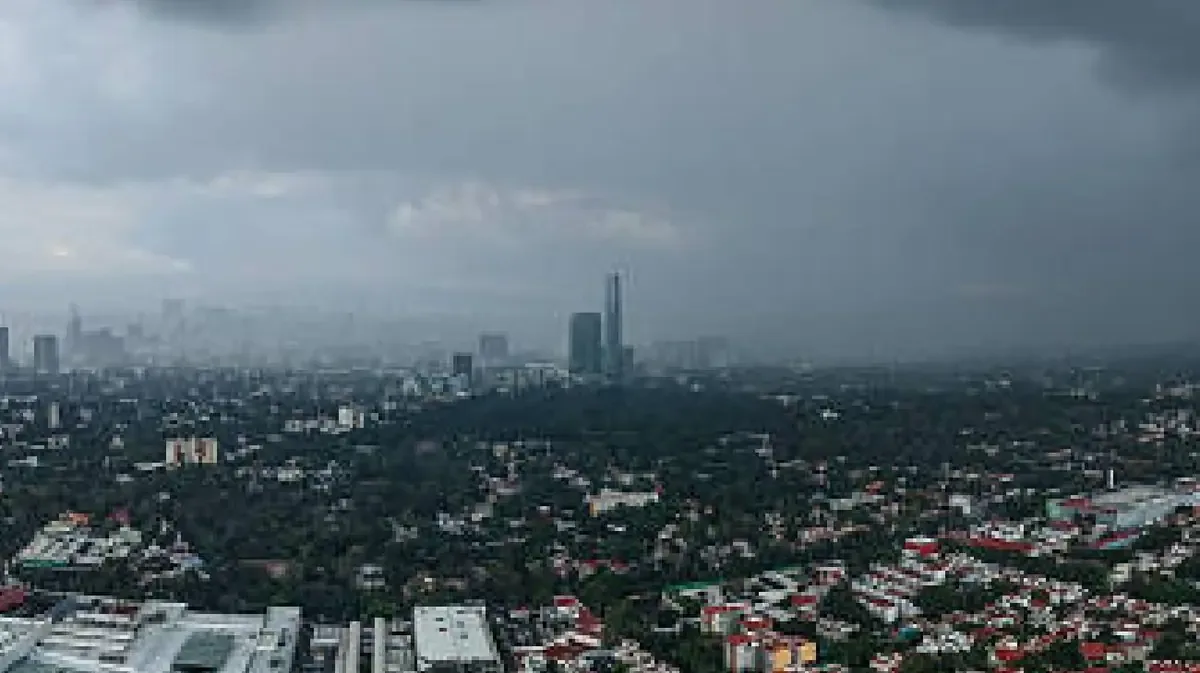 El SMN alerta sobre fuertes lluvias y posibles inundaciones en varios estados del país.