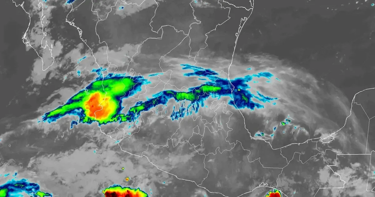 Catorce ciudades, incluido Culiacán, enfrentan condiciones climáticas extremas con alertas de tormentas eléctricas.