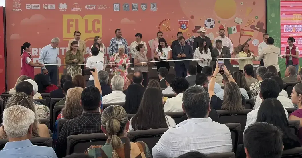 La Feria ofrece un espacio para la literatura con numerosos autores y actividades culturales.
