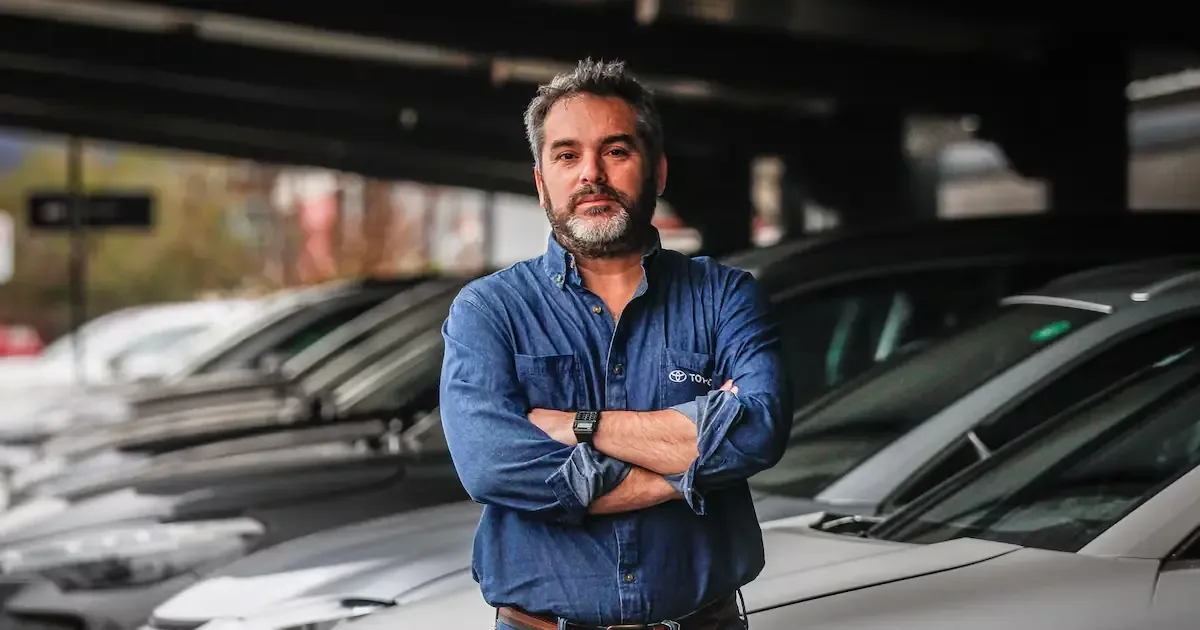 La marca se adapta a un entorno cambiante en ventas y estrategia de productos.