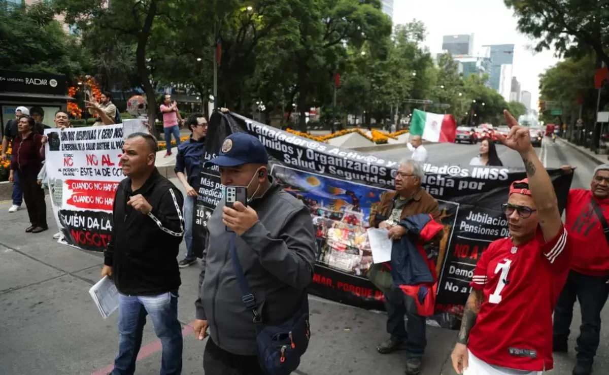La protesta busca un aumento salarial del 10% y cambios en la dirigencia del sindicato.