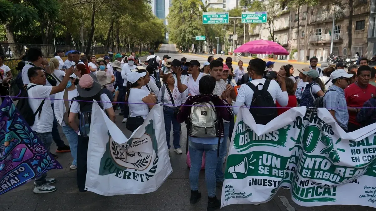 La marcha busca reivindicar derechos laborales y denunciar acciones del sindicato.