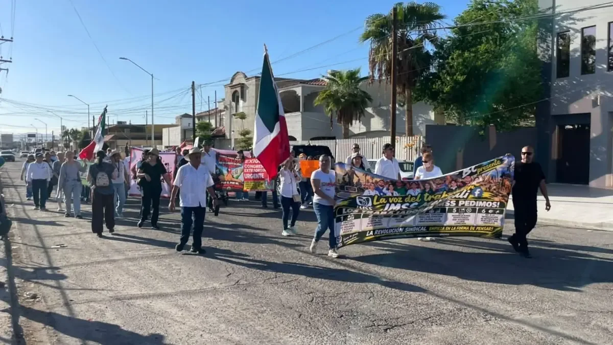 La manifestación en Mexicali refleja el descontento de los empleados del sector salud por la falta de diálogo.