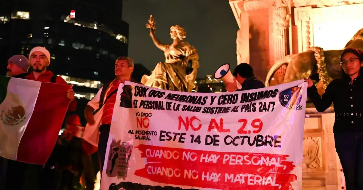 La negativa de los trabajadores del IMSS al aumento salarial provoca un posible incremento en las movilizaciones en la Ciudad de México.