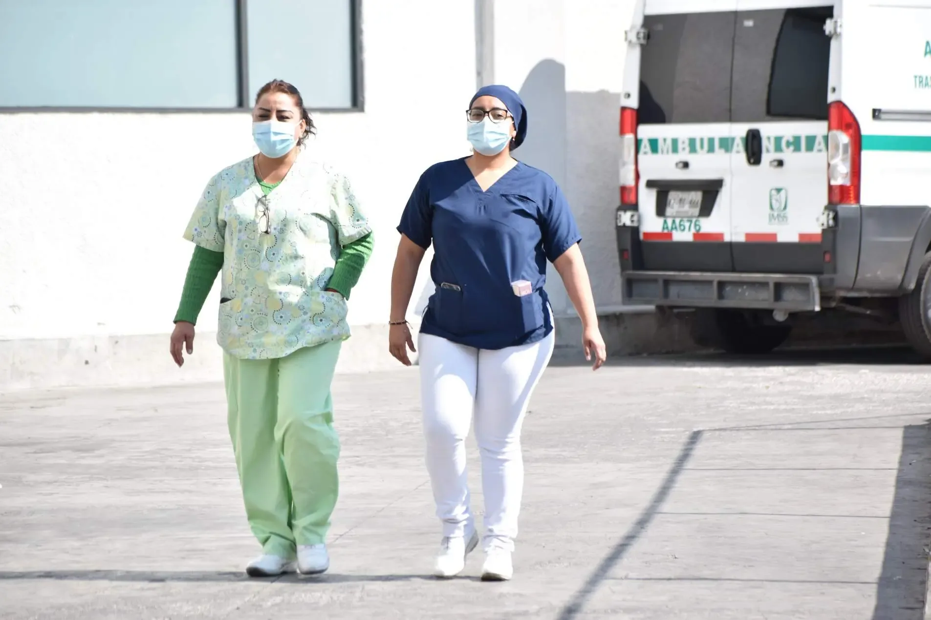 Trabajadores eventuales de la Secretaría de Salud piden basificación en IMSS Bienestar.