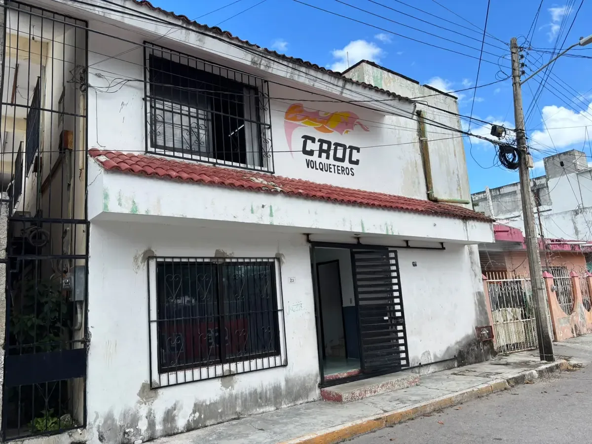 Los volqueteros de Cancún rechazan ofertas que no cubren sus costos operativos.