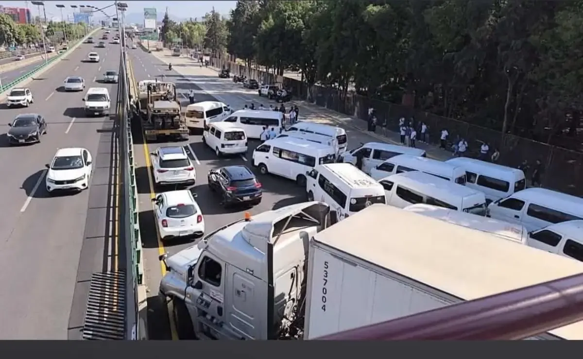 La movilización de transportistas busca visibilizar problemas como asaltos en carreteras y condiciones fiscales desfavorables.