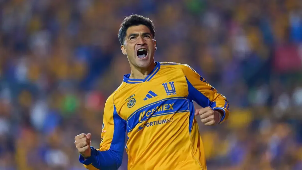 Tras la negativa de Joao Pedro, el club celeste se enfoca en el delantero argentino.