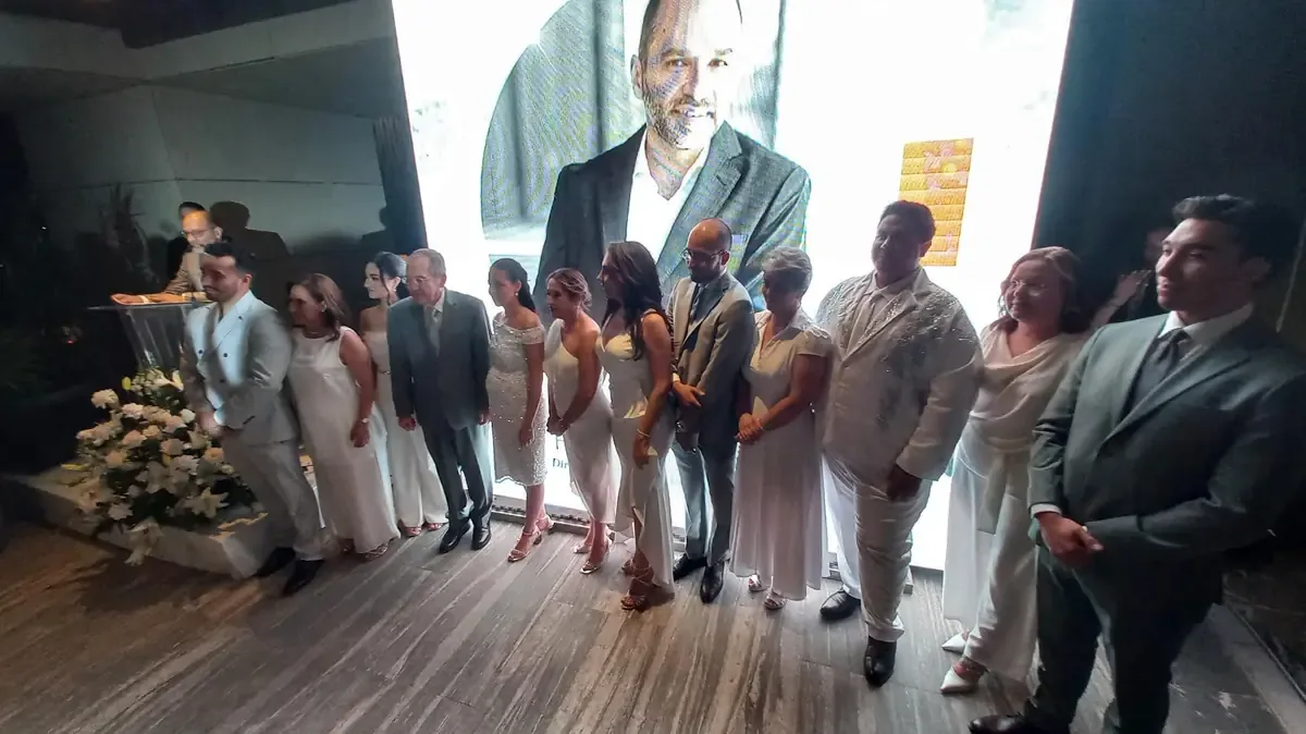 La agencia de viajes festejó su aniversario con una gala especial, destacando su impacto en la industria turística.