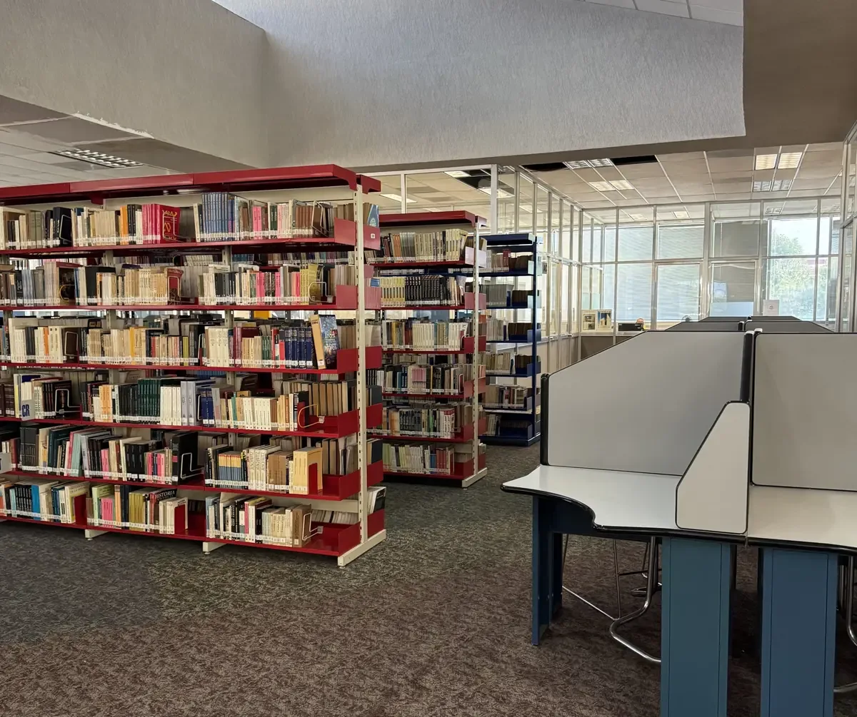 Estas bibliotecas ofrecen espacios y actividades que benefician a estudiantes y público en general.