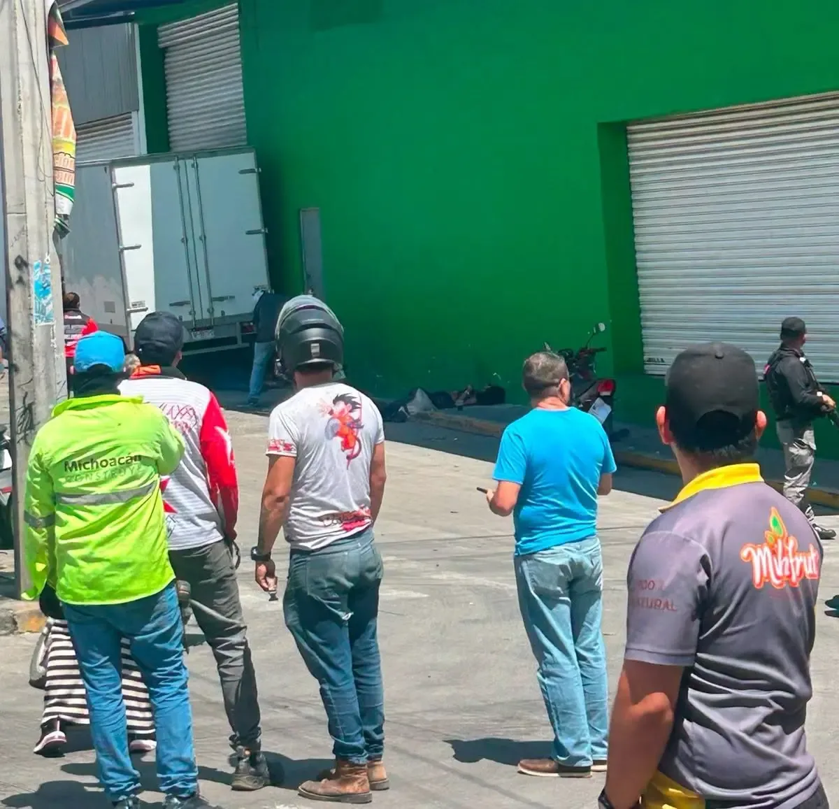Este ataque armado refleja un creciente problema de seguridad en Morelia, poniendo en alerta a la población.