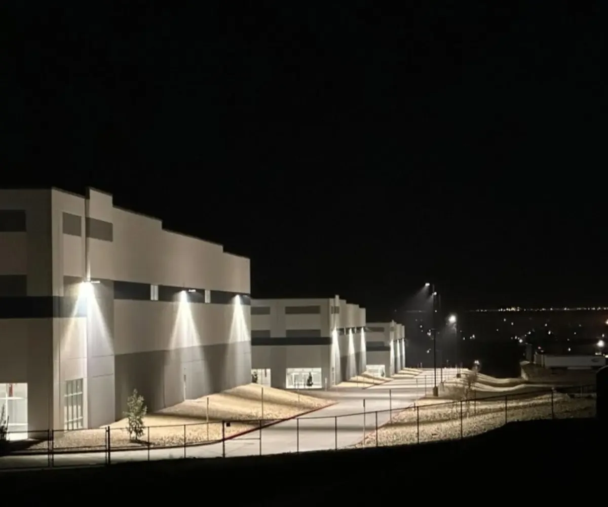 La decisión permite que el gobierno realice expulsiones sin comparecencia judicial, afectando a migrantes en todo el país.