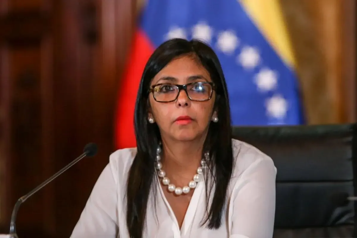 Trump elogia a la presidenta encargada de Venezuela, Delcy Rodríguez.