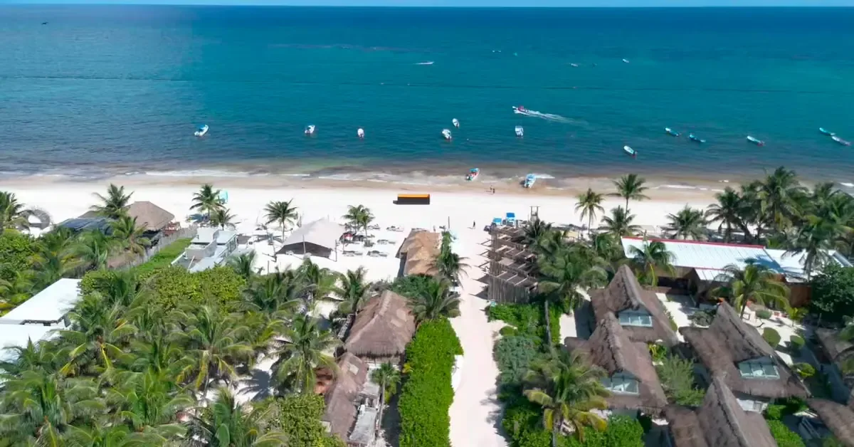 La expansión aérea busca potenciar el turismo y la economía local en Tulum.