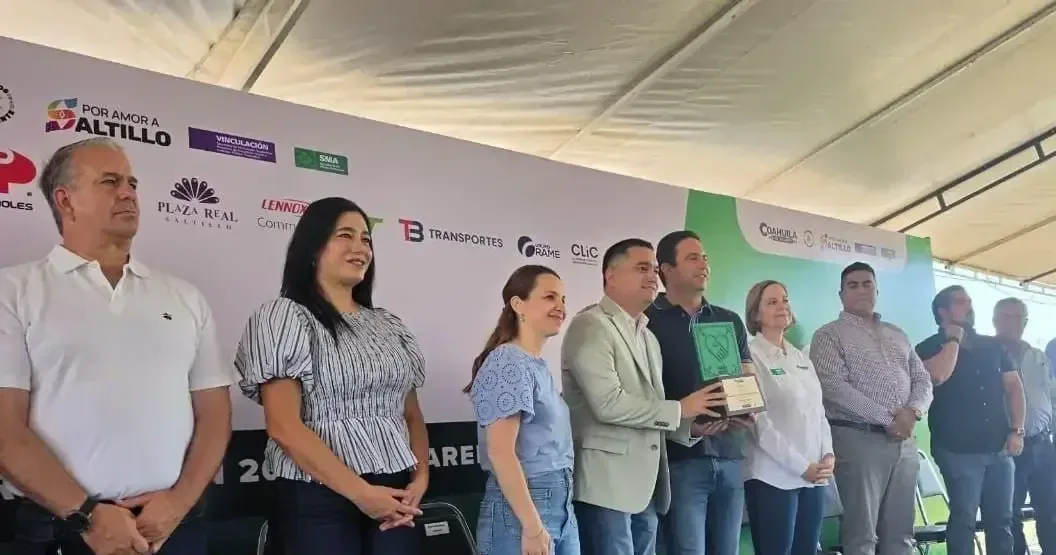 La iniciativa busca involucrar a la industria y la ciudadanía en la reforestación del estado.