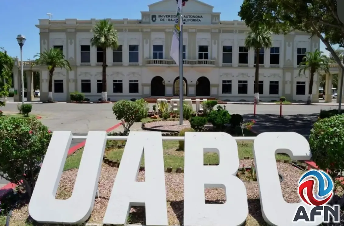 La Universidad Autónoma de Baja California lanza programas en gestión, software e inteligencia artificial.