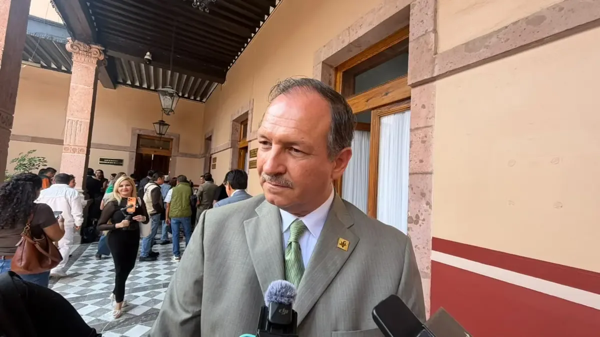El Congreso del Estado aprueba las solicitudes de juicio político en medio de controversias sobre la autonomía universitaria.