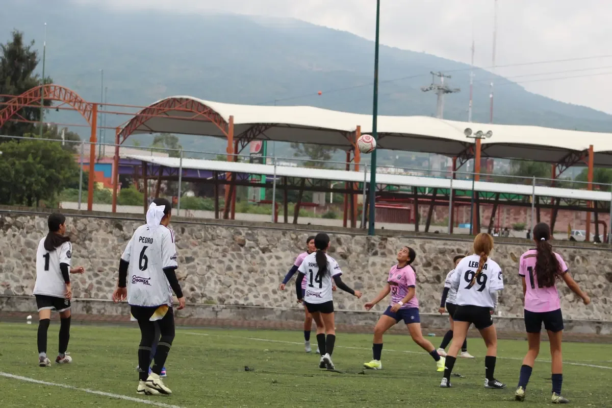 La UMSNH Femenil continúa con paso firme y se mantiene invicta en el torneo de futbol.