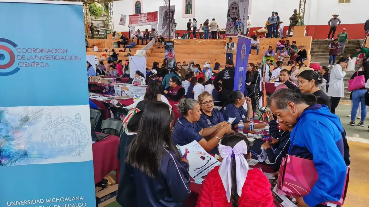 La Universidad Michoacana busca promover la educación y actividades recreativas entre jóvenes michoacanos.