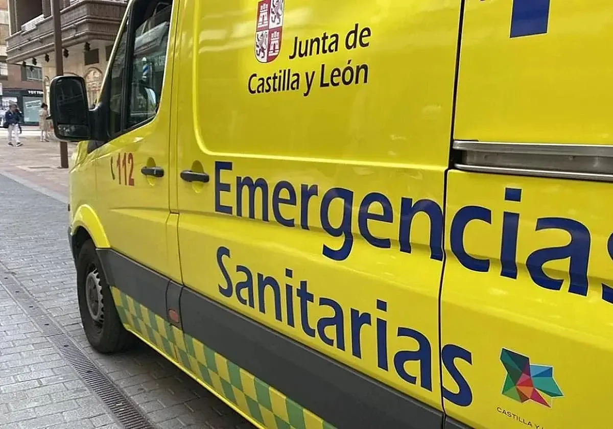 Un accidente en la glorieta Martín Granizo dejó a un motorista con lesiones, movilizando a servicios de emergencia.