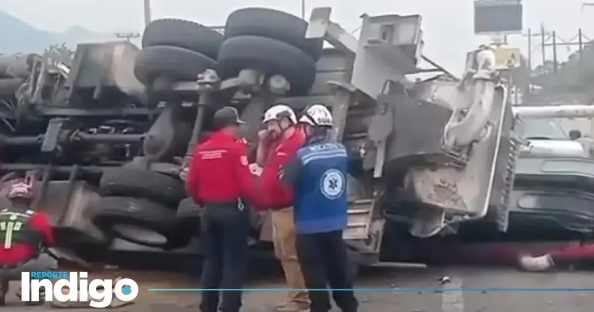 Un accidente vehicular al sur de la ciudad resultó en más de tres horas de tráfico.