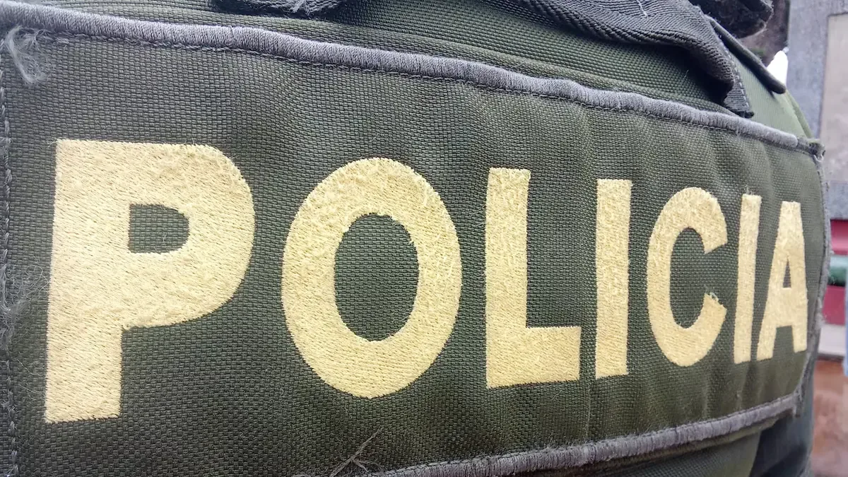 Un atentado con explosivos se registró mientras patrullas policiales realizaban controles en la zona rural.