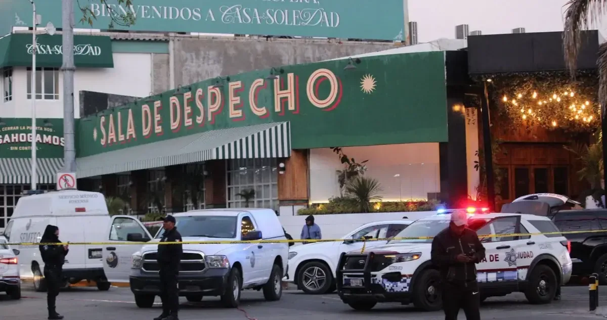 Un enfrentamiento en la zona de bares resultó en la muerte de tres personas y dos heridos en el Día del Amor y la Amistad.