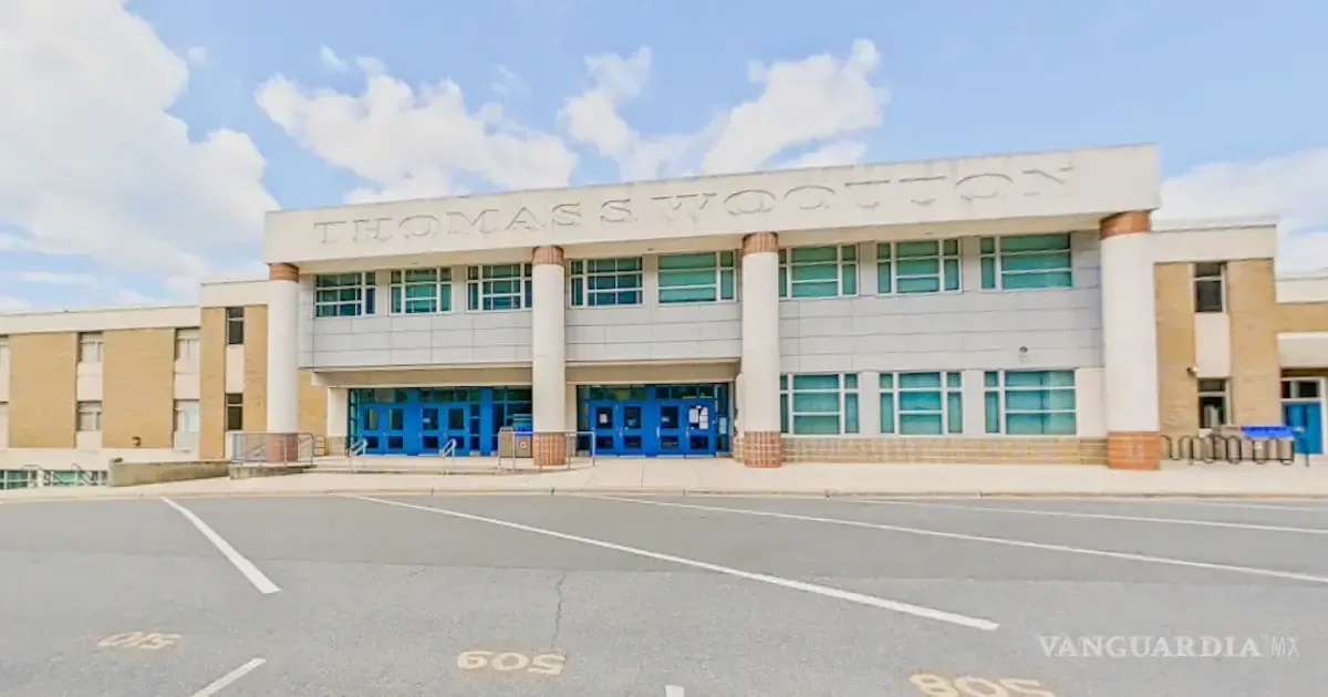 Un estudiante fue herido en la escuela secundaria Thomas S. Wootton, lo que provocó una inmediata respuesta de las autoridades.