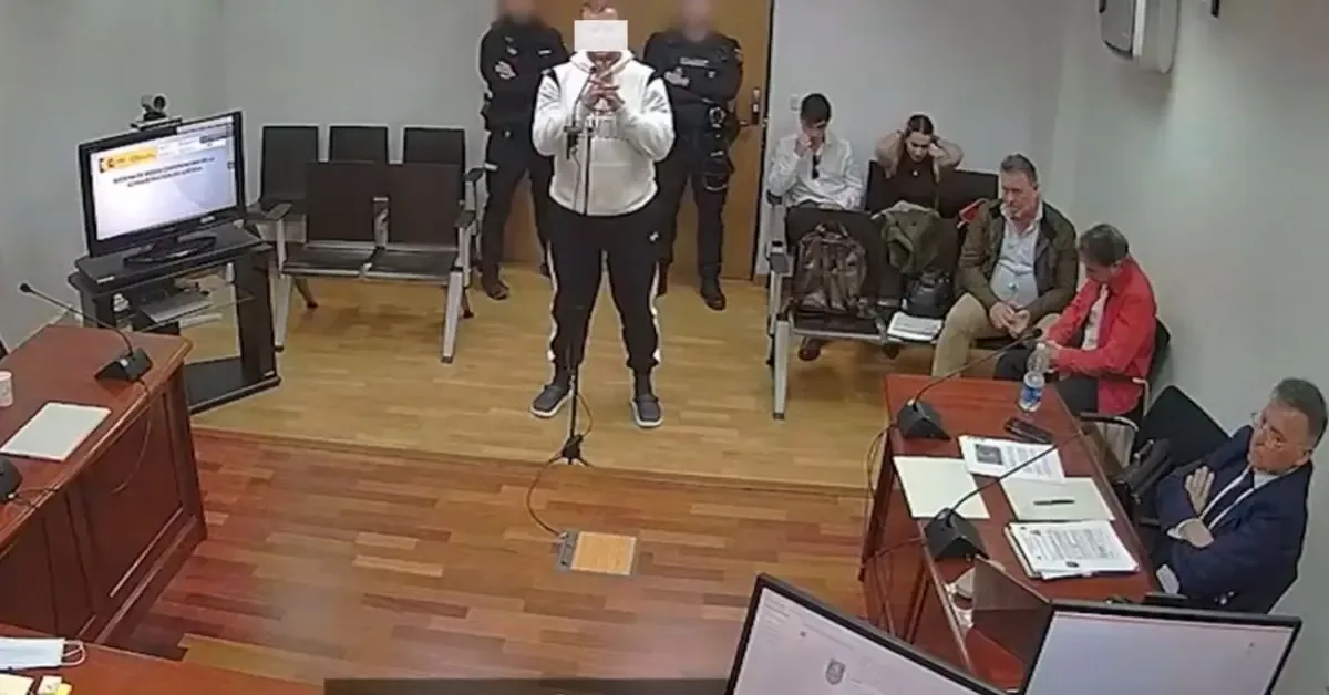 Un guardia civil jubilado admitió en juicio que consultaba con Abdellah El Haj Sadek sobre asuntos profesionales y recibió un costoso regalo.