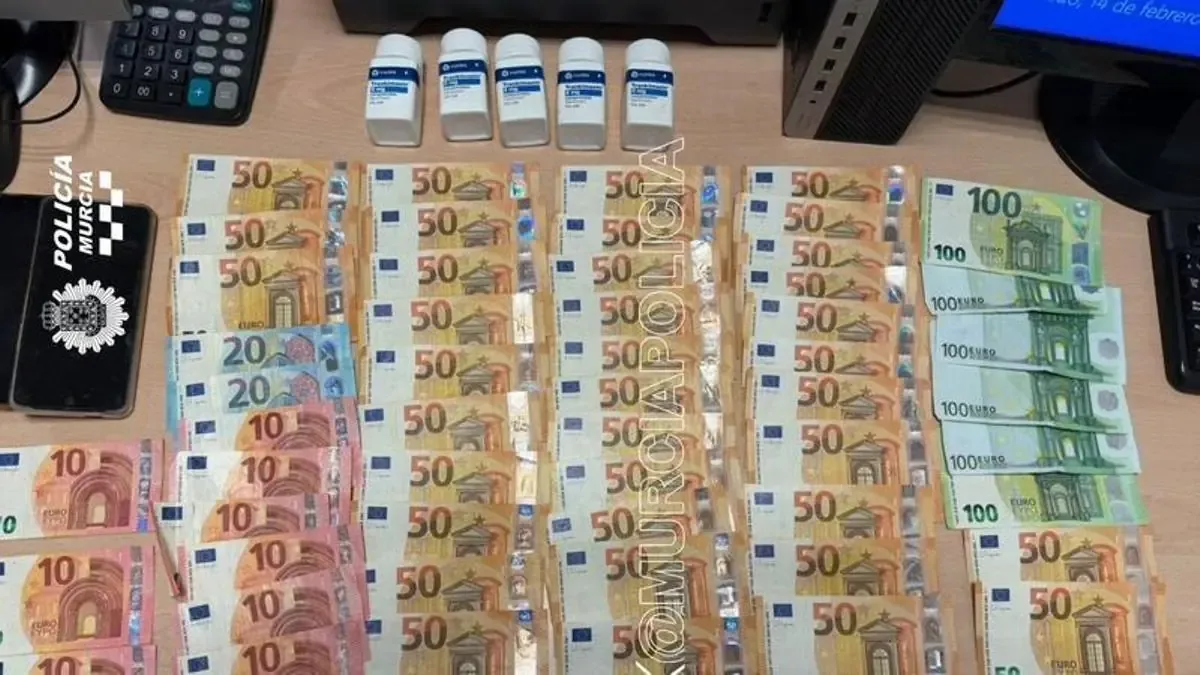 Un individuo fue arrestado por la Policía con ansiolíticos y dinero en efectivo.