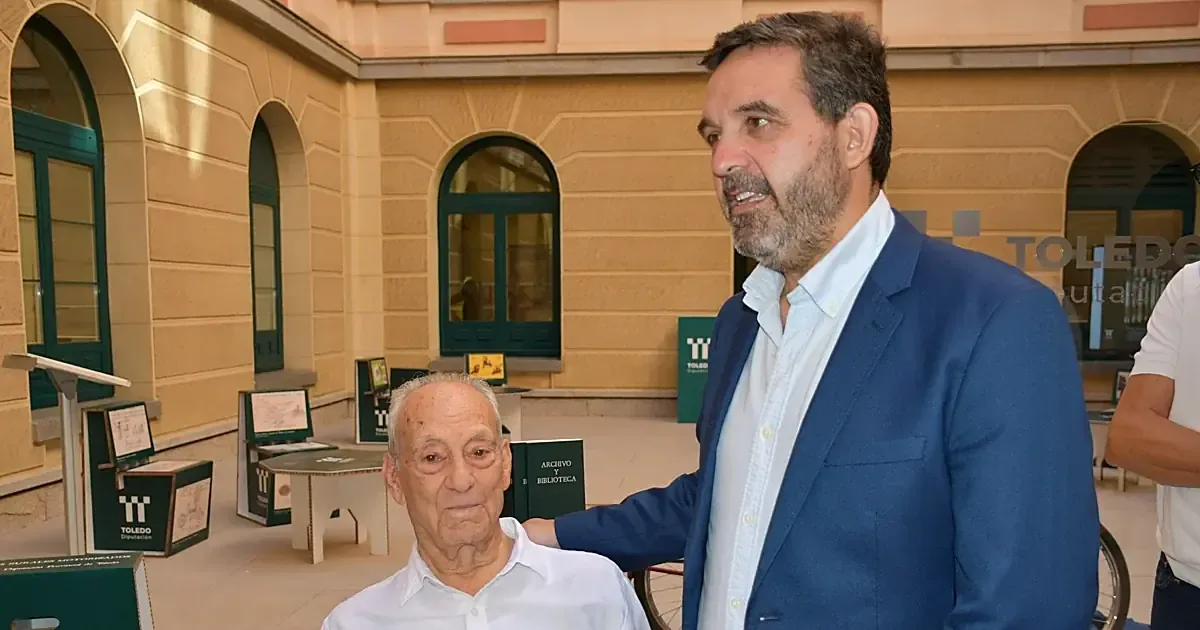 Salvador López Morales recuerda su misión altruista de alfabetizar en zonas rurales de Toledo.
