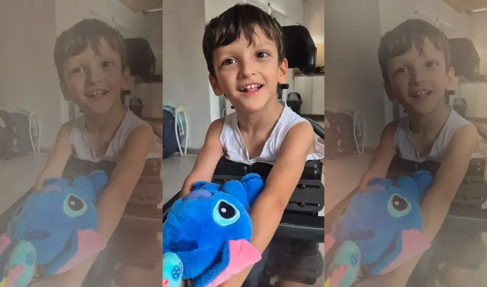 Un niño de cinco años viaja a Monterrey gracias a una campaña solidaria.