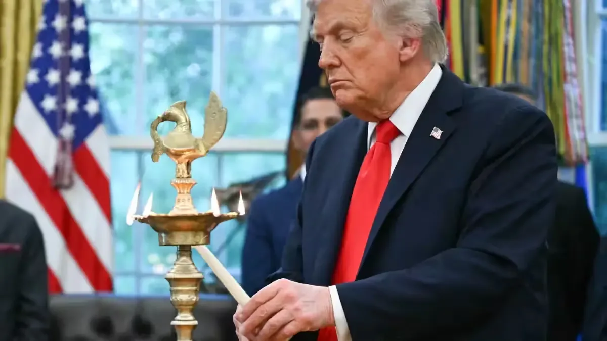 Un nuevo estudio revela la creciente desaprobación hacia las políticas de Trump entre los votantes indios en EE.UU.