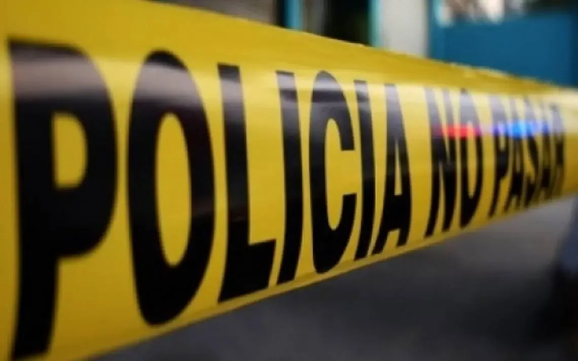 Un oficial fue atacado en su motocicleta, reflejando la creciente violencia en Veracruz.