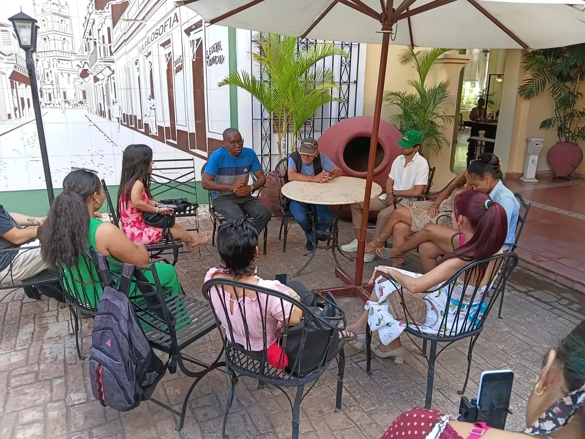 Un reciente encuentro destaca el compromiso de los jóvenes comunicadores con la historia y los valores de la Revolución cubana.
