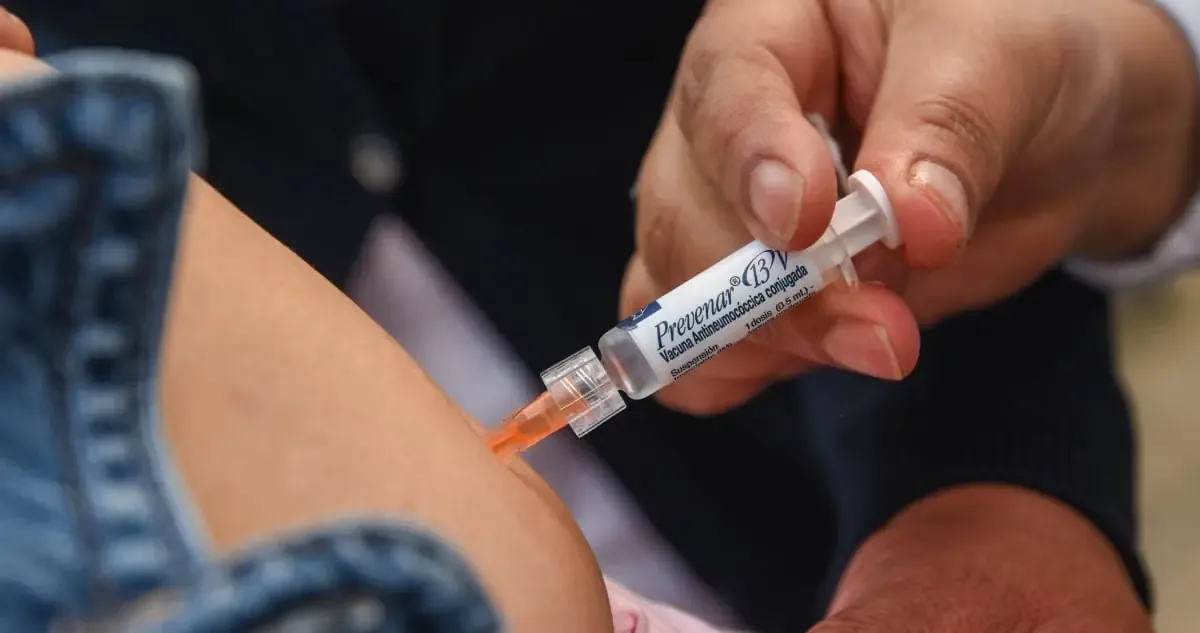 Una bebé de 8 meses se convierte en el tercer contagio, mientras se intensifican las campañas de vacunación.