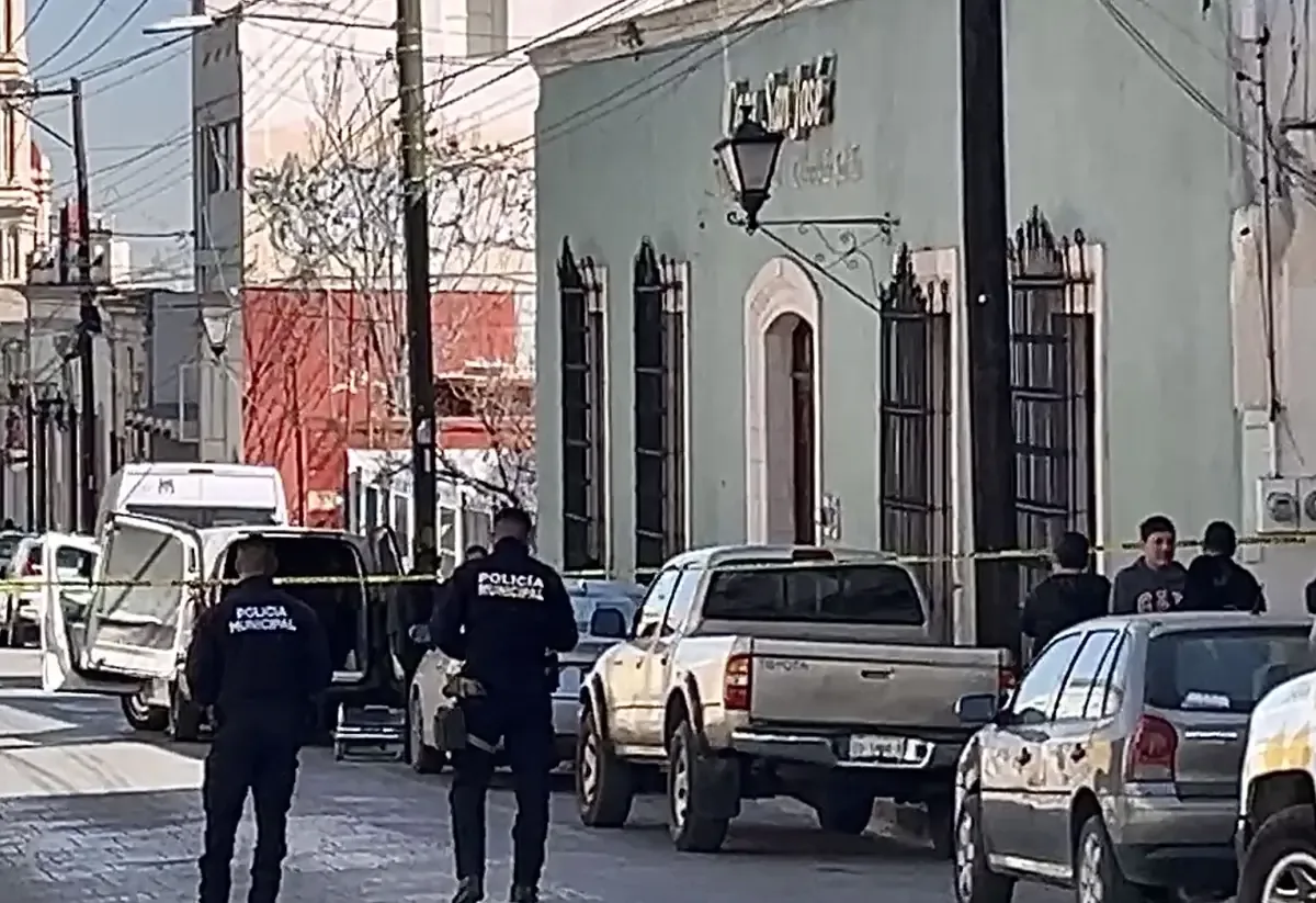 Una mujer de 65 años perdió la vida cuando se dirigía a una plática religiosa, generando consternación en la comunidad.