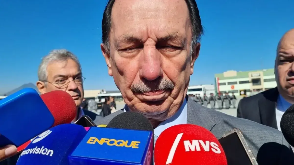 Una pelea entre grupos rivales de venta de droga generó una balacera en el Centro de Monterrey, dejando siete heridos.