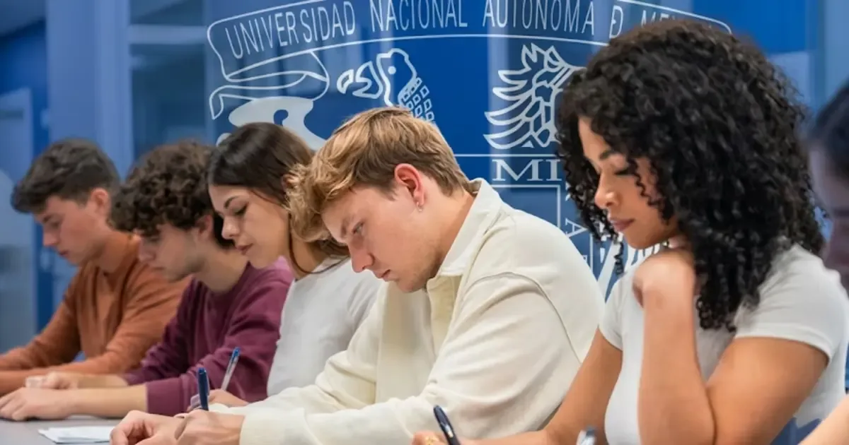 La asignación de sedes en el examen de control de la UNAM provoca descontento entre aspirantes y padres de familia.