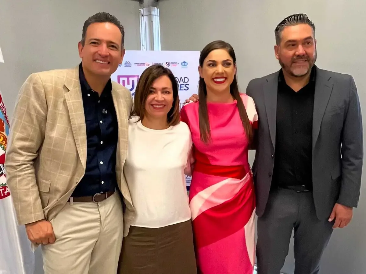 La firma de un convenio permitirá a las mujeres de Meoqui acceder a oportunidades académicas.
