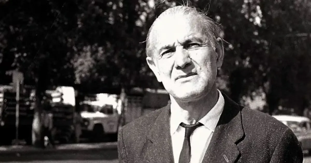 La inclusión del archivo de Carlos Droguett en la UDP enriquece la investigación sobre literatura chilena.