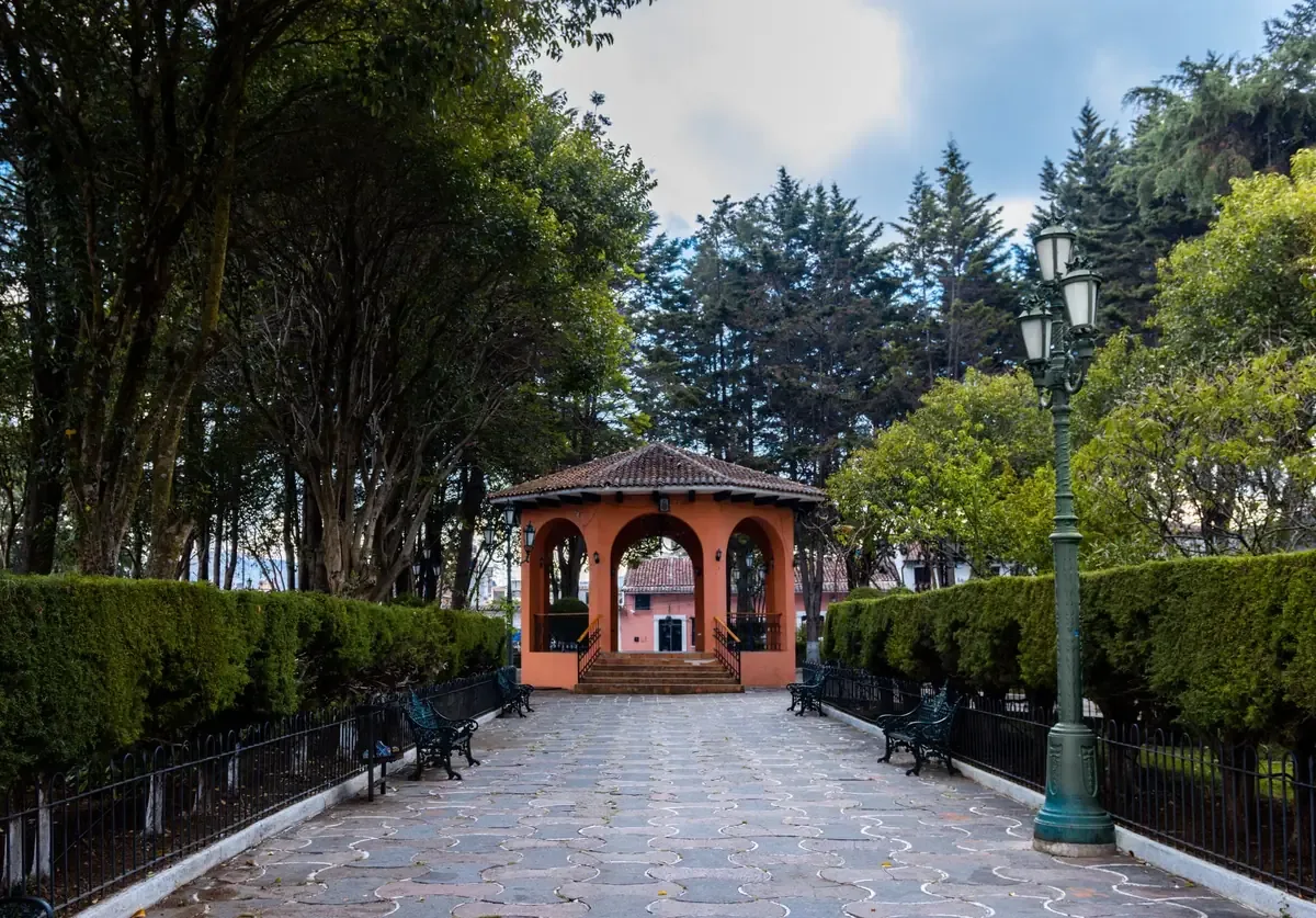 La UMSNH sigue siendo una institución emblemática de educación superior en Michoacán.