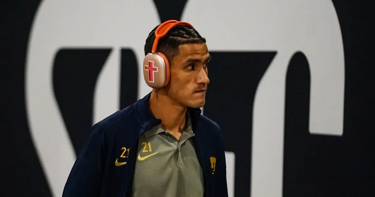 Uriel Antuna durante una entrevista tras la derrota de Pumas ante San Diego FC.