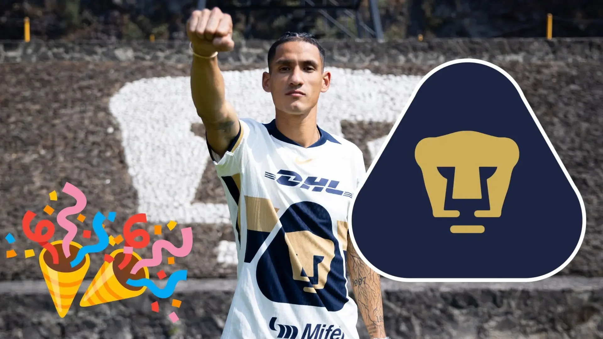 Uriel Antuna en su presentación oficial con Pumas en Ciudad de México.
