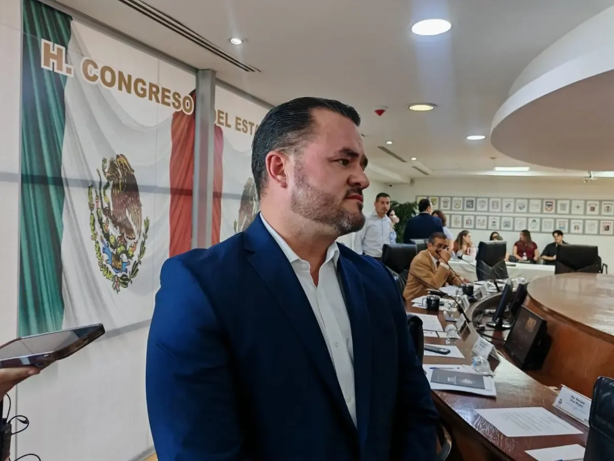 Usuarios cuestionan la transparencia en el manejo de unidades por concesionarios.
